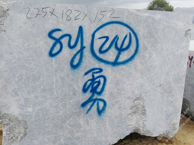 荒料堆场