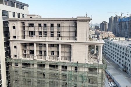 汕头空中别墅外墙干挂虾红