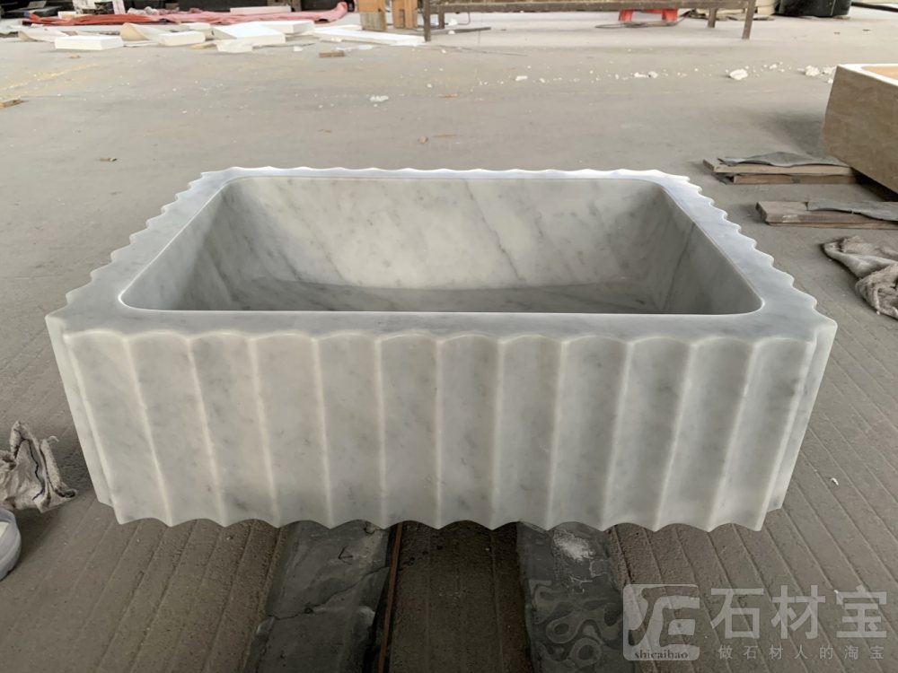 卡拉拉白一体盆