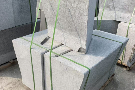 河南芝麻灰异形坐凳