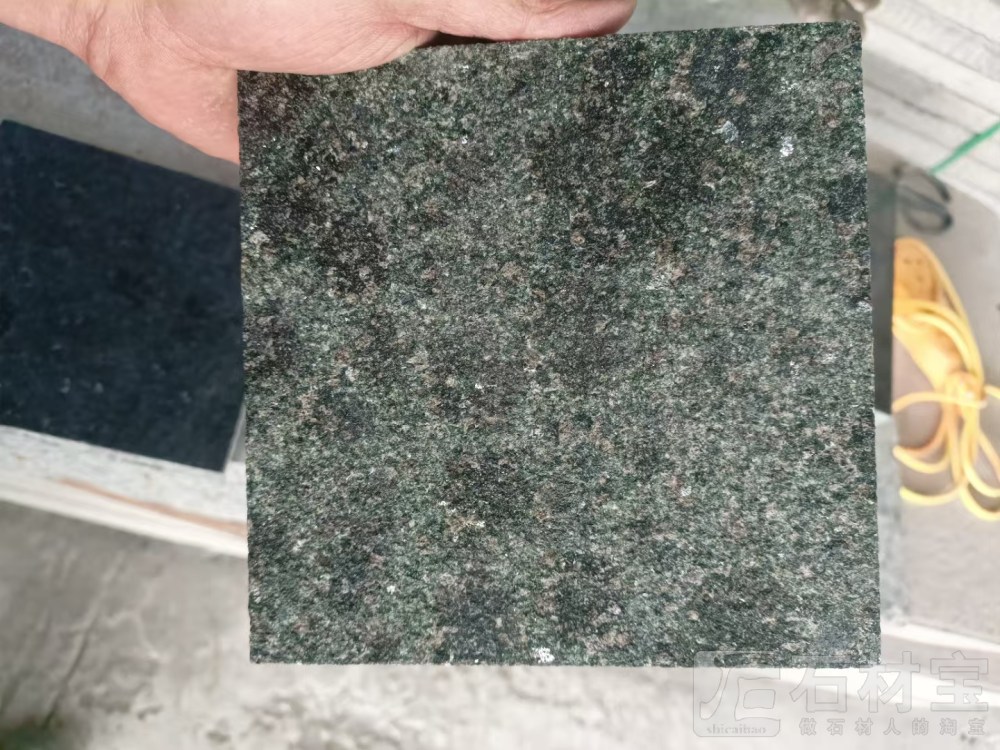 黑金钻大花荔枝面