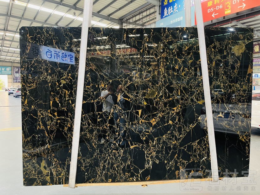 雅典黑金花