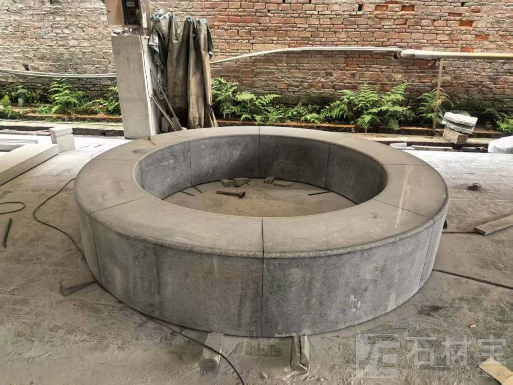 园林长凳