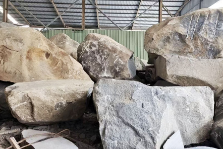 西昌黑荒料
