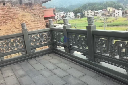 芝麻灰栏杆