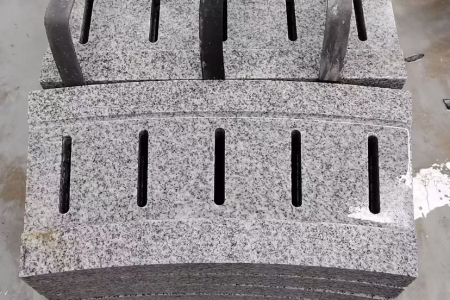 芝麻白水沟盖板