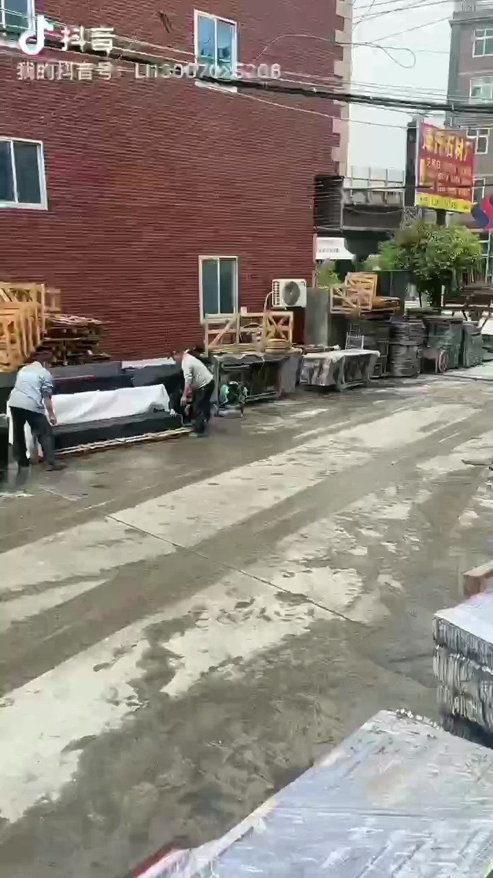 黑金沙大量市场板供应.需要的可以下手了13067025266.133285255