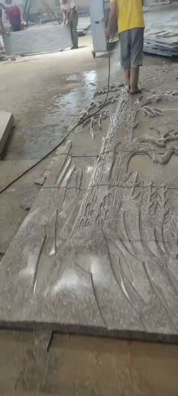 异形线条雕刻栏杆圆柱外墙干挂