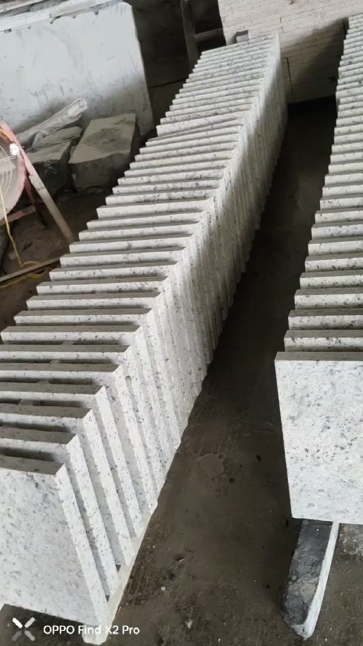 新白玫瑰
现代金麻