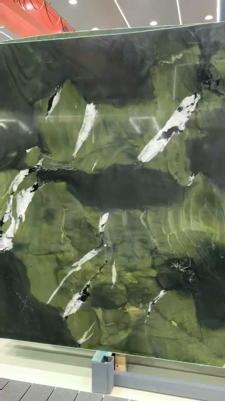牛油果绿