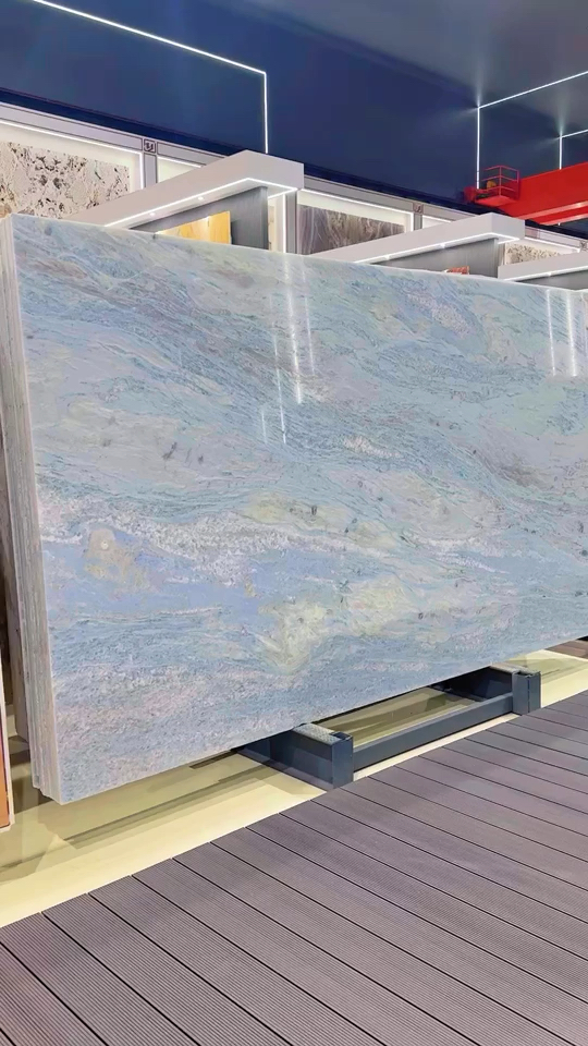 蓝水晶