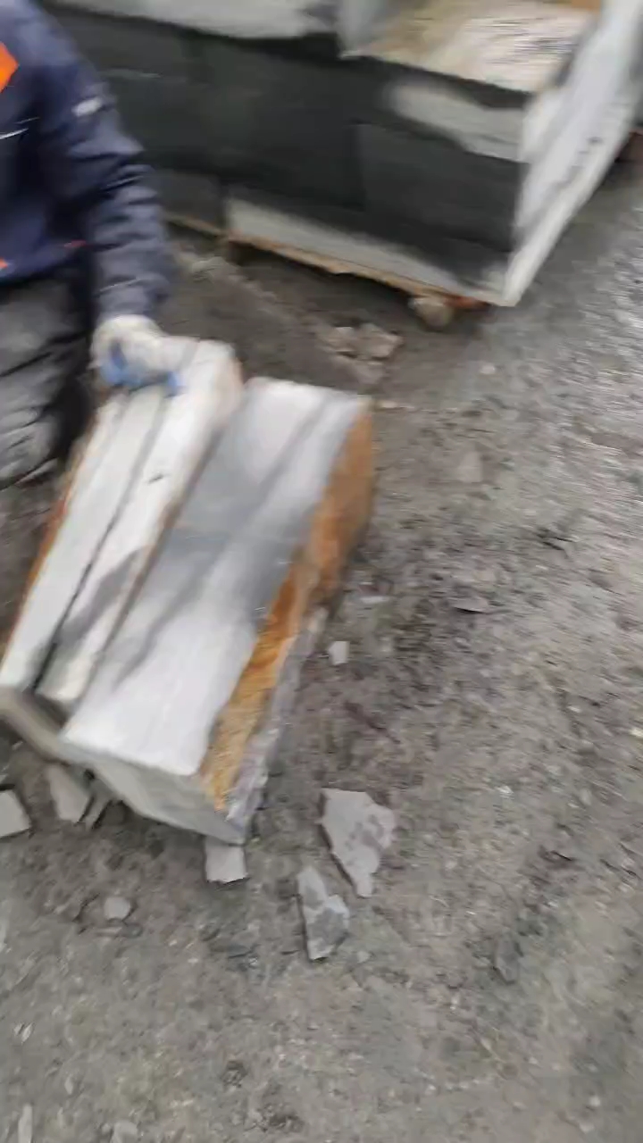 青石板厂家直销本公司经营各种青石板自然面机切面哑光面荔枝面蘑菇石