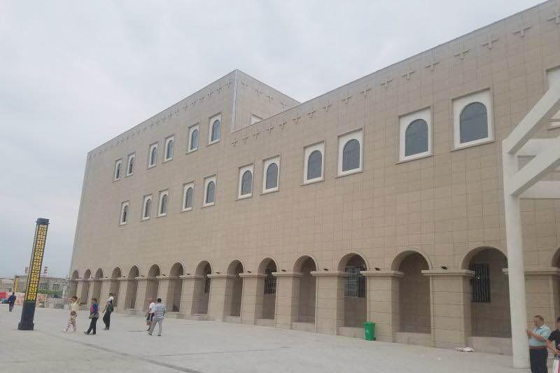 吐鲁番“丝绸之路宝玉奇石国际文旅博览中心”刚开幕