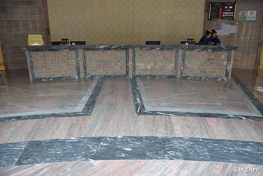 游客服务中心地面((戈壁彩，梦幻蓝，午夜星河)