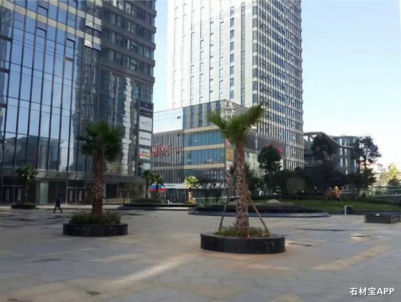 昆明市融城金阶楼盘