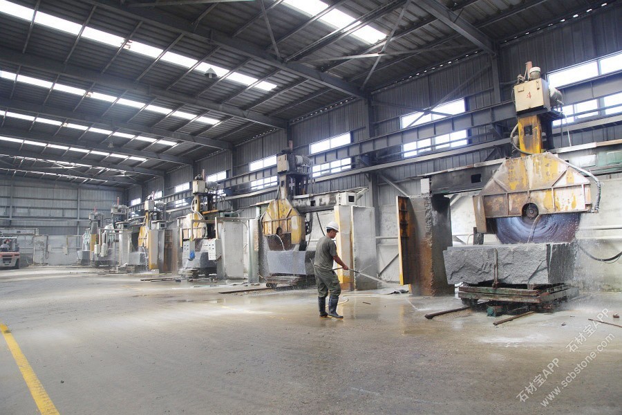 辽宁岫岩瀚新石材有限公司