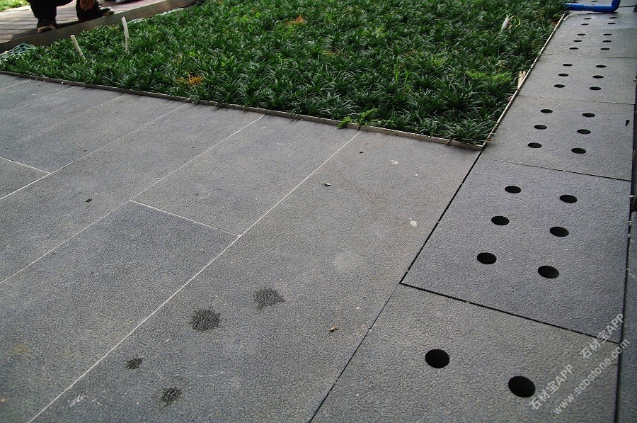 广州四季酒店(河北黑荔枝面防水铺装)