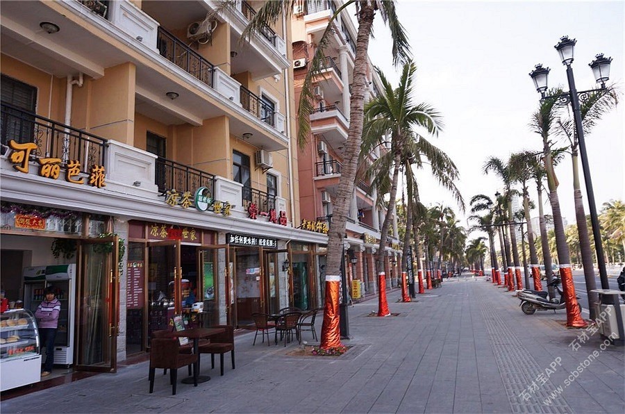 湛江霞山法式风情街(森林绿荔枝面铺装)