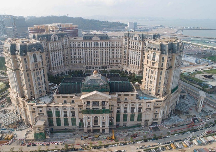 上葡京大型旋转楼梯