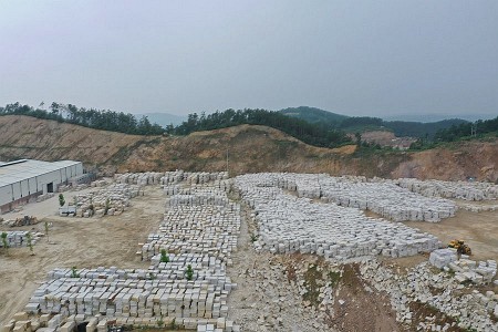 荒料堆场