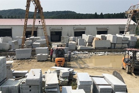 荒料堆场
