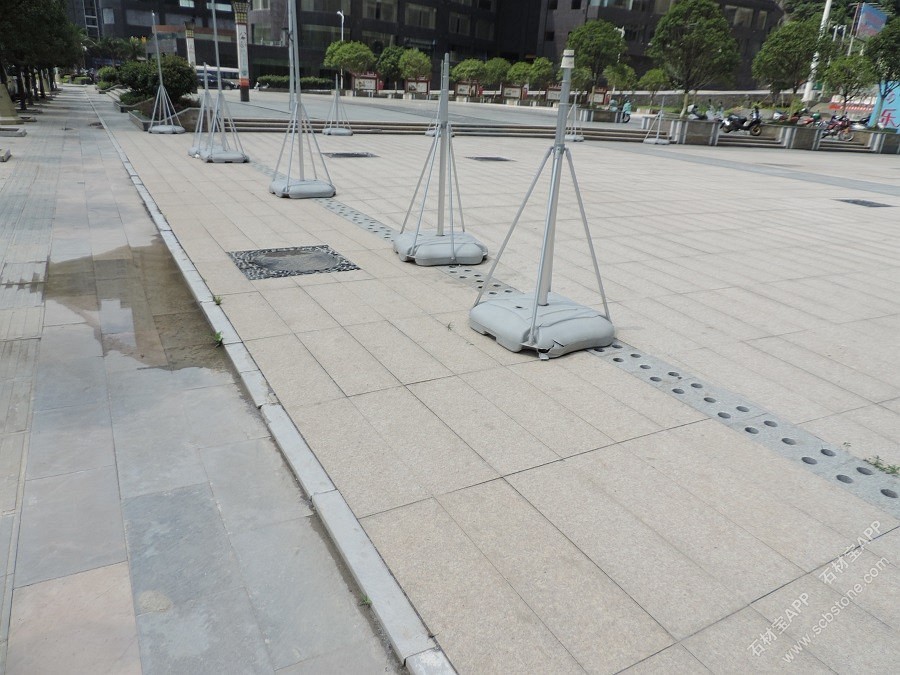 思南县中伟广场