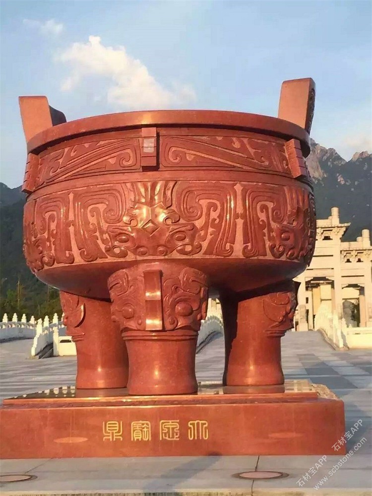 中国红石雕