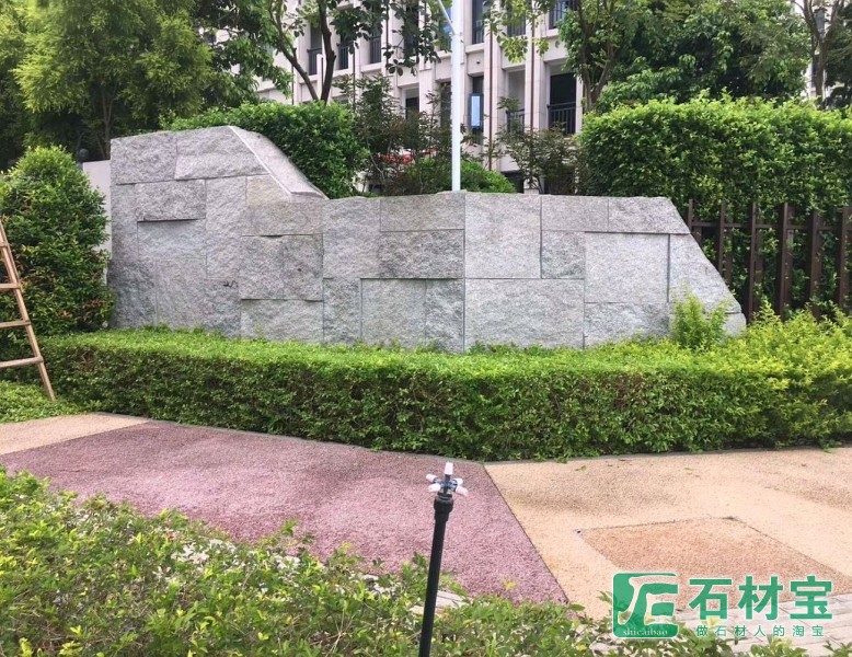 芝麻灰自然面景墙