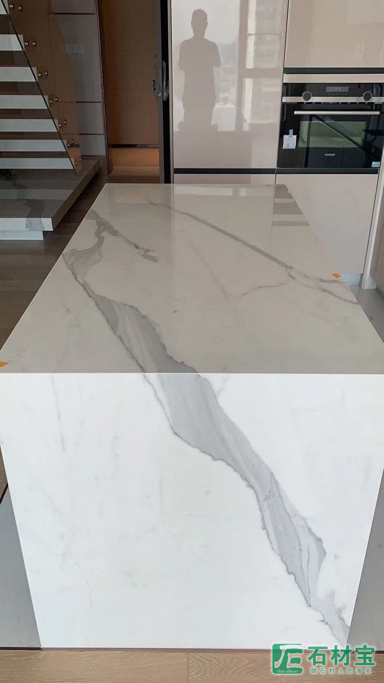 成都太古里、IFS附近高端金装房（意大利原装进口岩板）