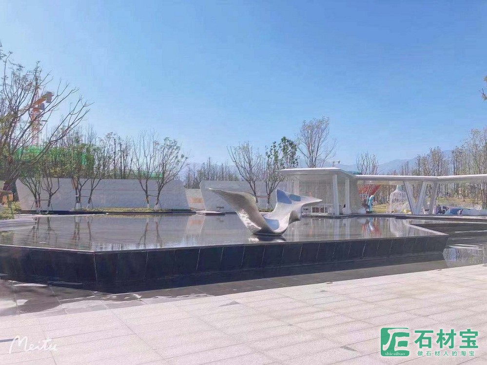 四川交投-西昌星月湖畔售楼部竣工