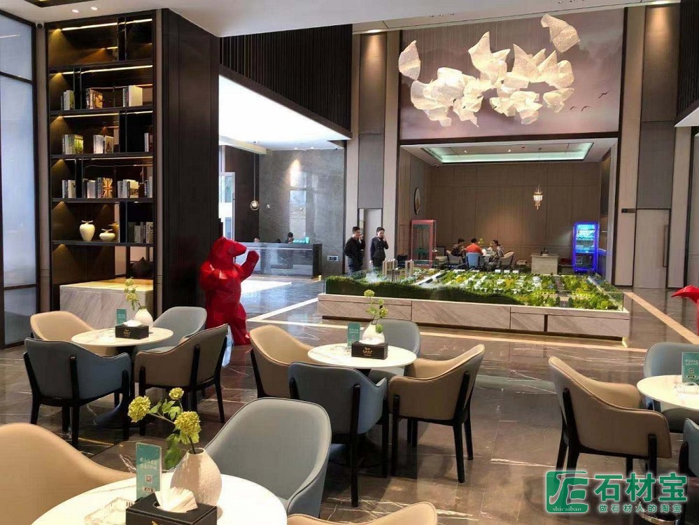 四川交投-西昌星月湖畔售楼部竣工