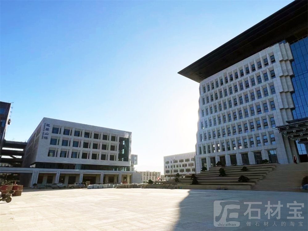 福耀科技大学