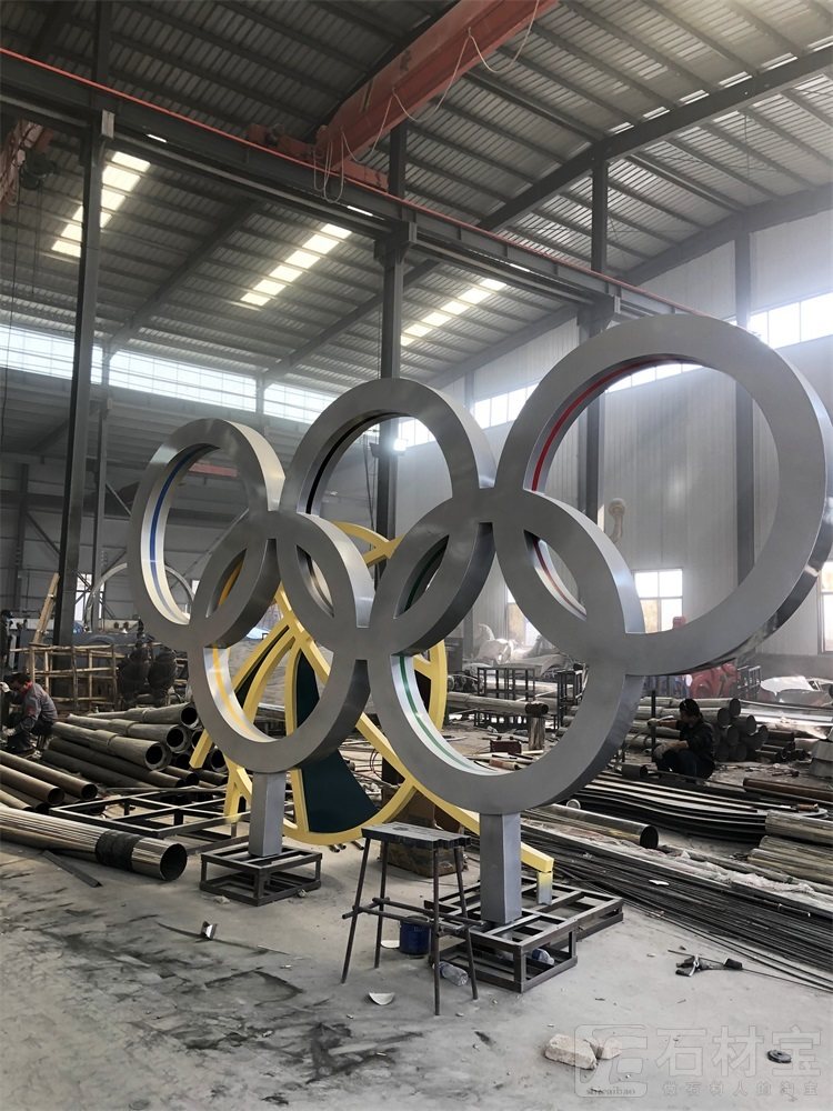 金属不锈钢雕塑加工车间