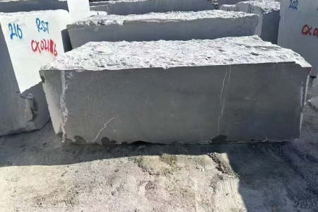 荒料堆场