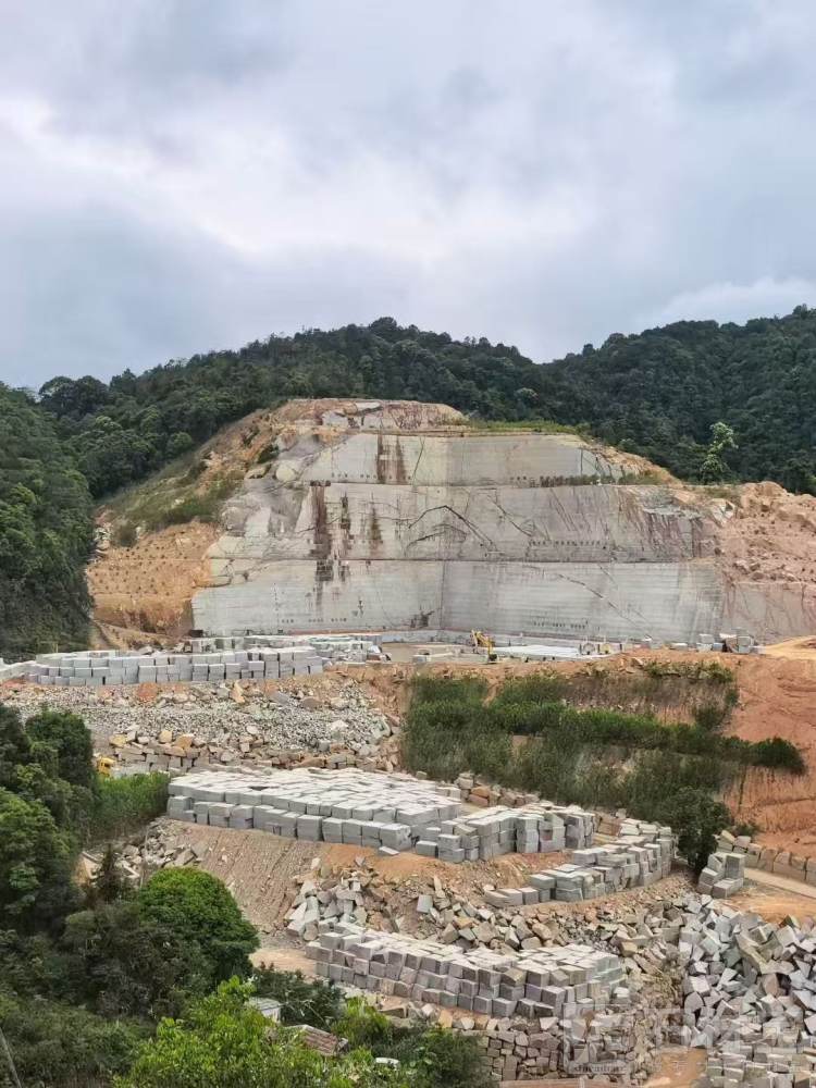 矿山资源