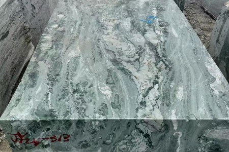 荒料堆场