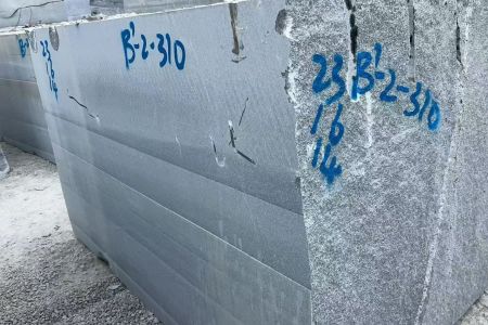 荒料堆场