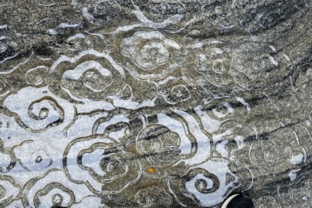 泰岳·水墨案例