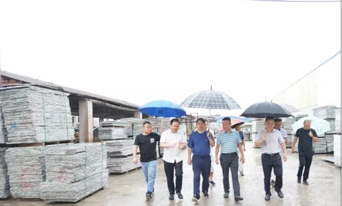 湖南茶陵县领导调研指导石材产业发展工作