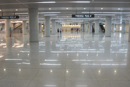 重庆地铁站4号线-白金钻