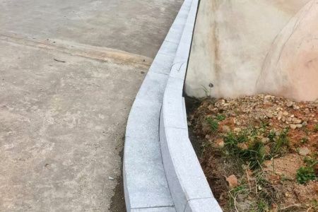 路沿石案例