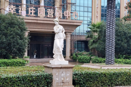 西方人物雕塑案例