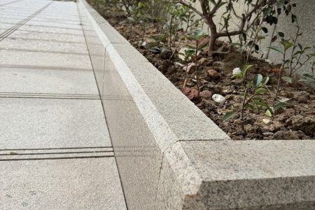 路沿石案例