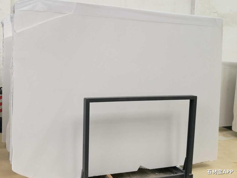 南斯拉夫白大板