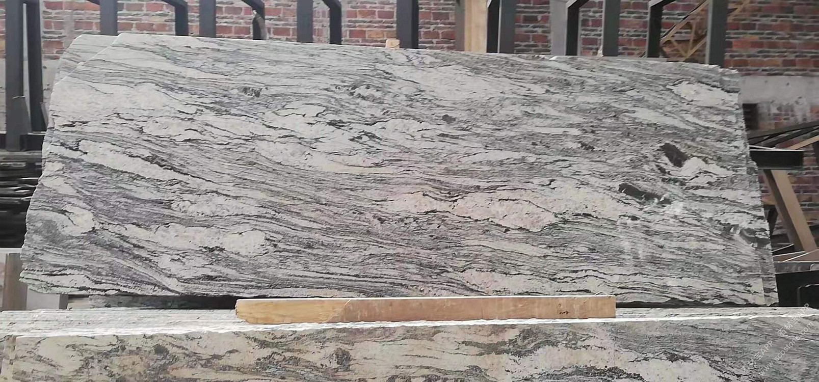 雪浪金麻大板展示