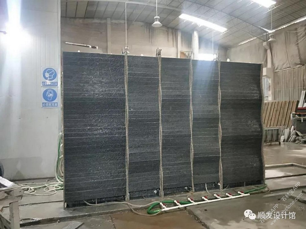 水幕墙高升立体款