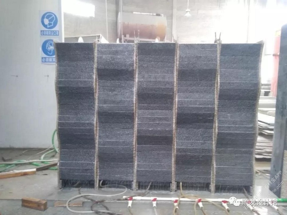 水幕墙高升立体款