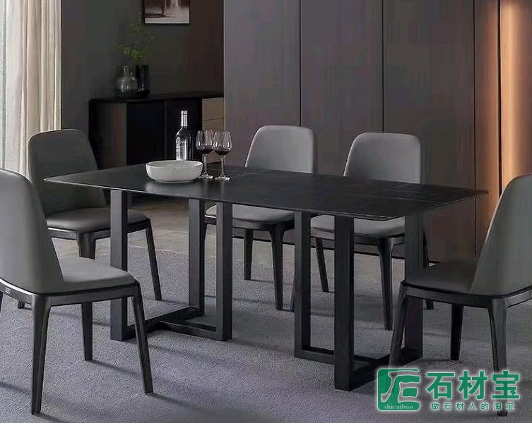 岩板餐桌