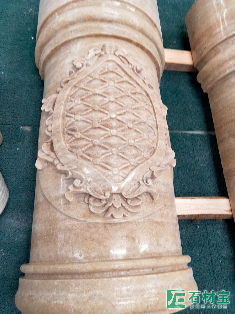 异形雕刻柱子