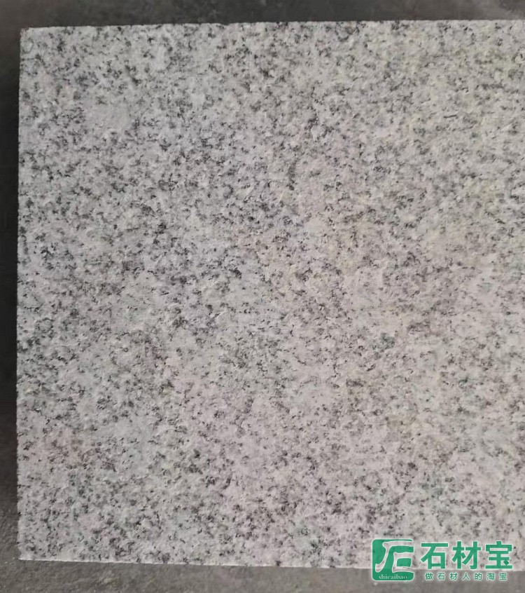 浅色芝麻灰
